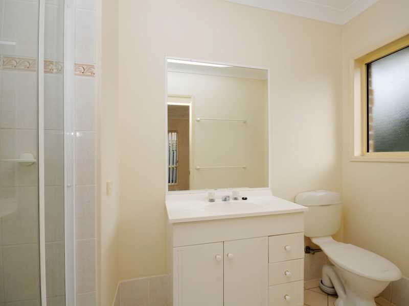 16 Stanford Avenue, Varsity Lakes QLD 4227