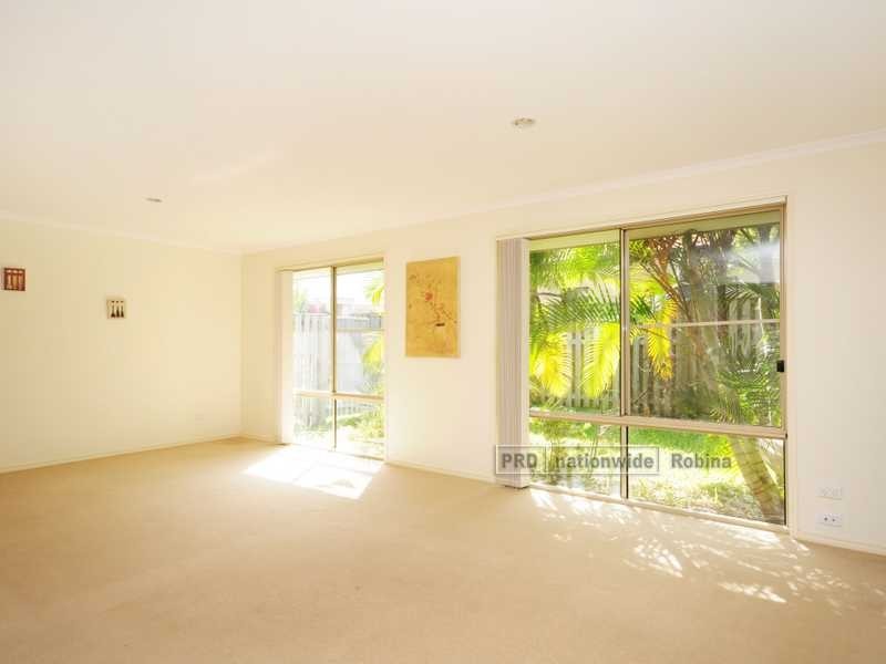 30 Leopardwood Circuit, Robina QLD 4226