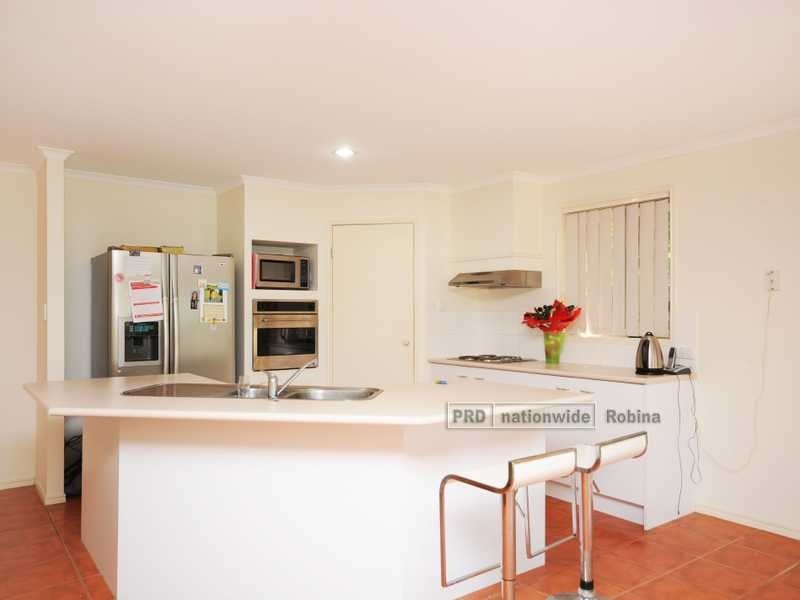 30 Leopardwood Circuit, Robina QLD 4226