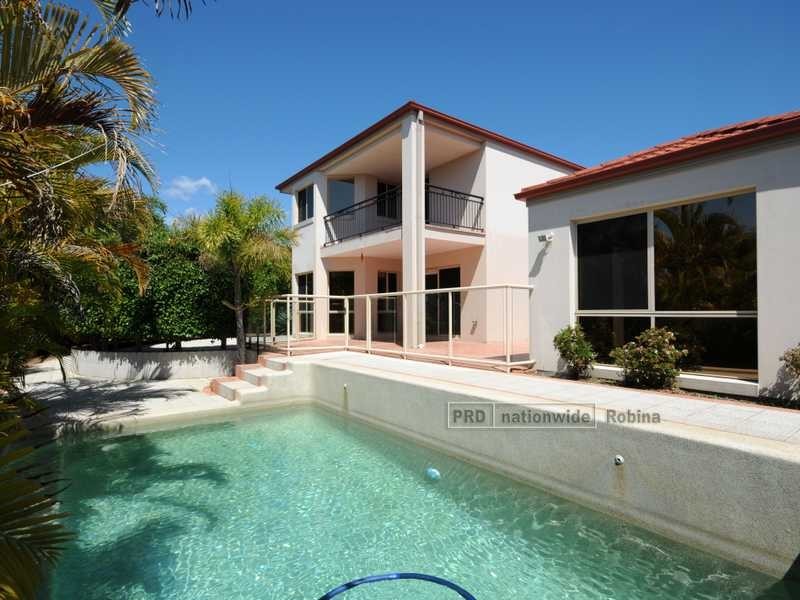 8/178 Palm Meadows Drive, Carrara QLD 4211