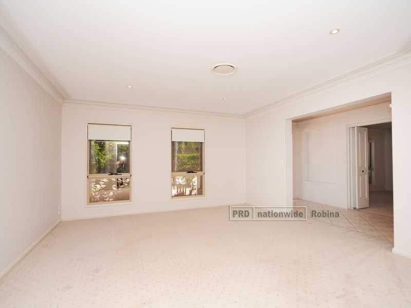 8/178 Palm Meadows Drive, Carrara QLD 4211