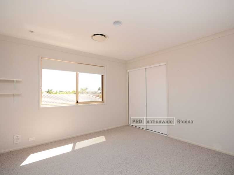 8/178 Palm Meadows Drive, Carrara QLD 4211