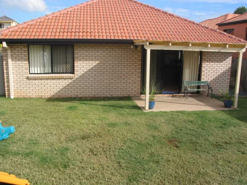 21 Mulgrave Crescent, Varsity Lakes QLD 4227