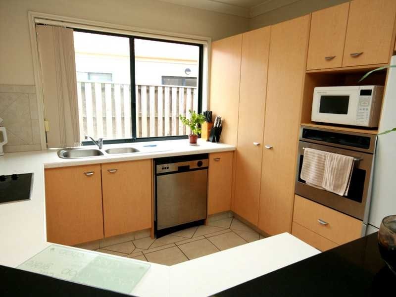 62 Nardoo Street, Robina QLD 4226