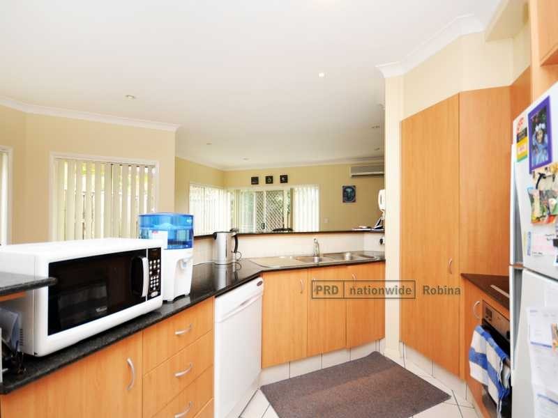 Unit 5/3 Camphor Wood Court, Robina QLD 4226