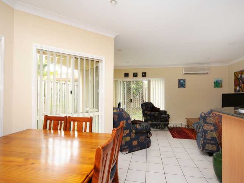 Unit 5/3 Camphor Wood Court, Robina QLD 4226