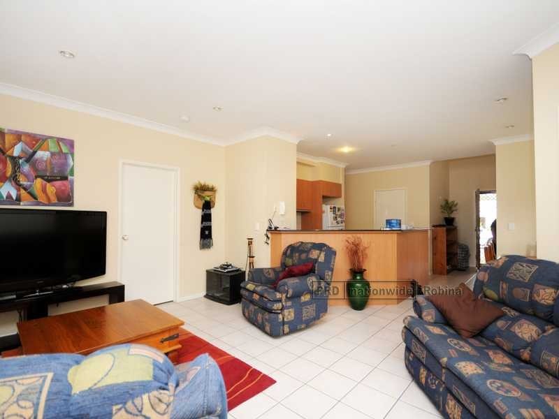 Unit 5/3 Camphor Wood Court, Robina QLD 4226