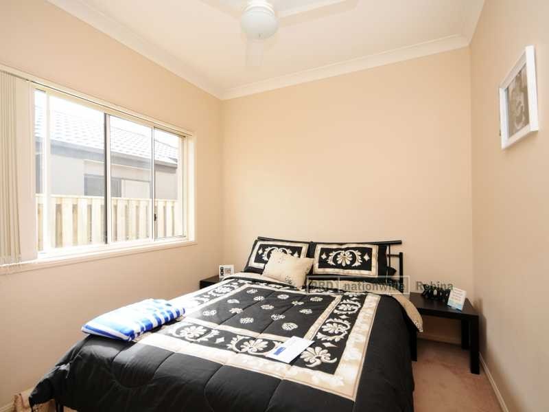 37 Palma Crescent, Varsity Lakes QLD 4227