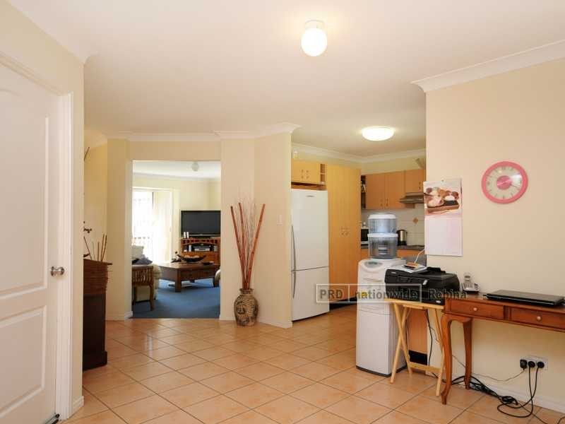 6 Parlour Place, Robina QLD 4226