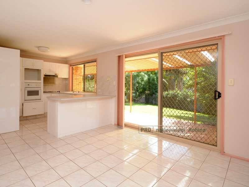 86 Petherbridge Avenue, Merrimac QLD 4226