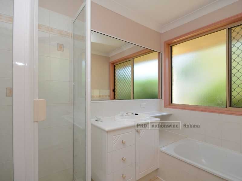 86 Petherbridge Avenue, Merrimac QLD 4226