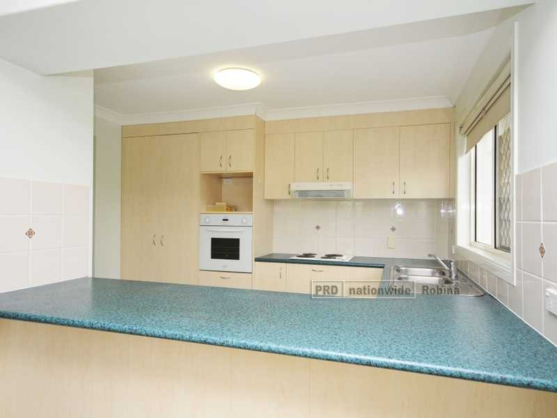 Unit 2/13 Protea Court, Robina QLD 4226