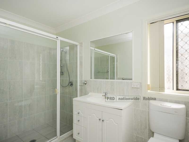 Unit 2/13 Protea Court, Robina QLD 4226