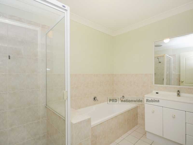 Unit 2/13 Protea Court, Robina QLD 4226