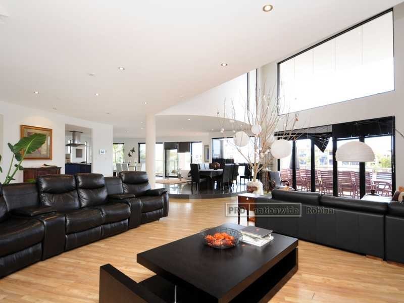 74 Bollard Circuit, Clear Island Waters QLD 4226