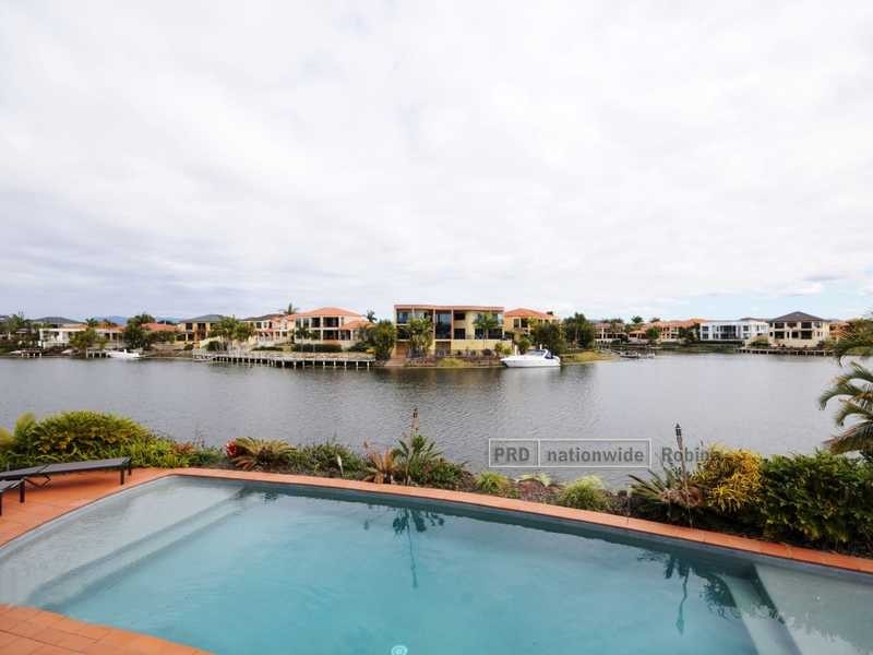 74 Bollard Circuit, Clear Island Waters QLD 4226