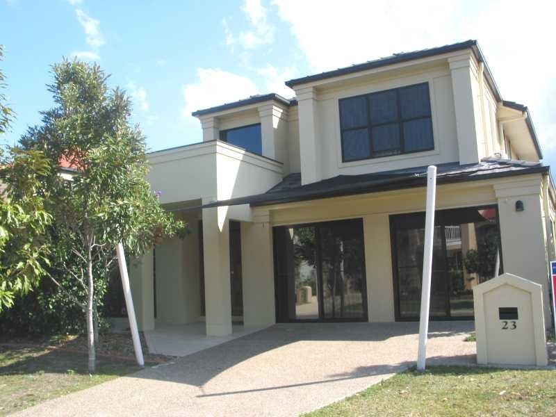 23 Riverwood Drive, Ashmore QLD 4214