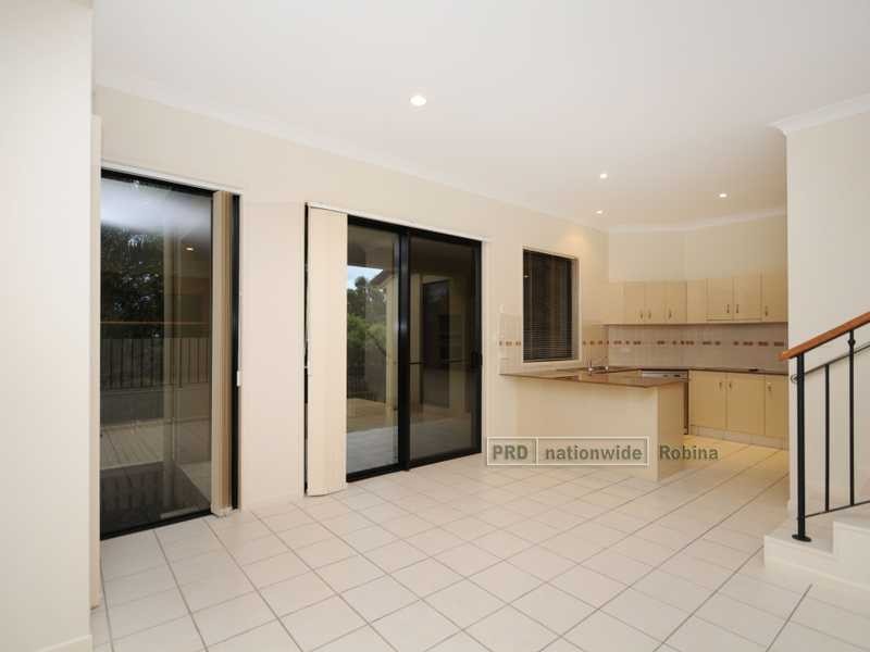 23 Riverwood Drive, Ashmore QLD 4214