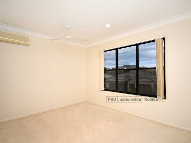 23 Riverwood Drive, Ashmore QLD 4214