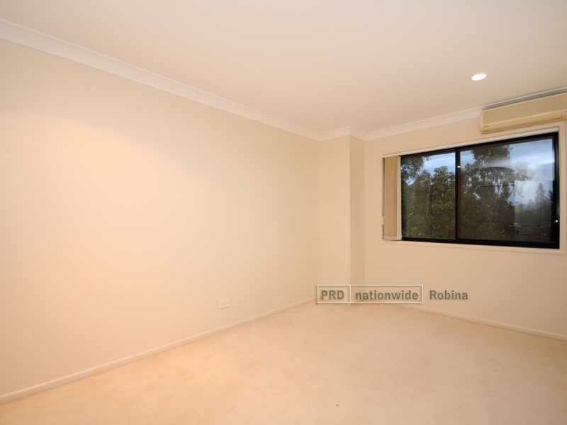 23 Riverwood Drive, Ashmore QLD 4214