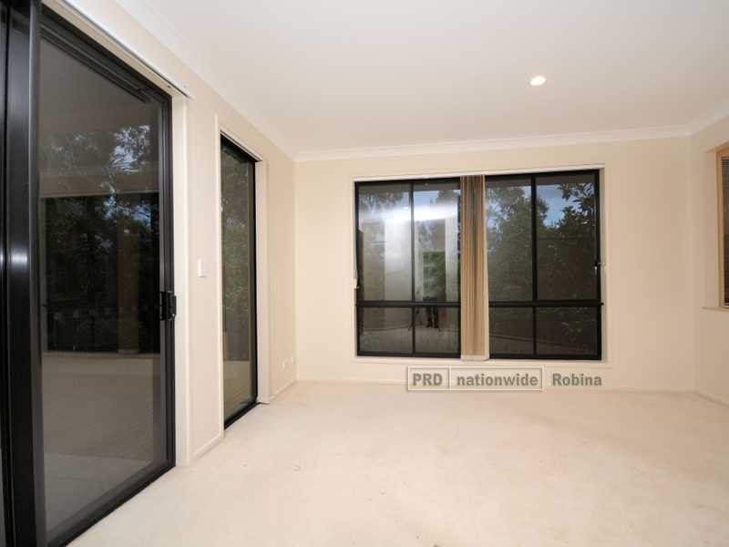 23 Riverwood Drive, Ashmore QLD 4214