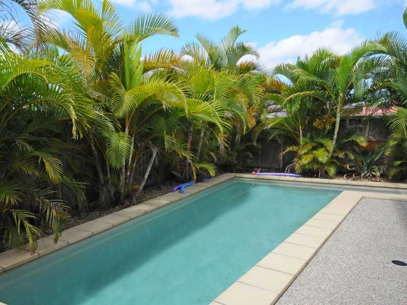 7 Shorehaven Place, Varsity Lakes QLD 4227