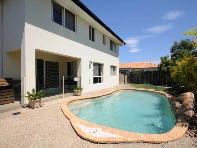 12 Solitaire Place, Robina QLD 4226