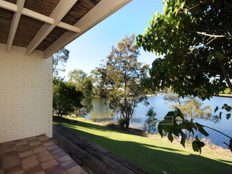 5/8 Sunbird Street, Burleigh Waters QLD 4220