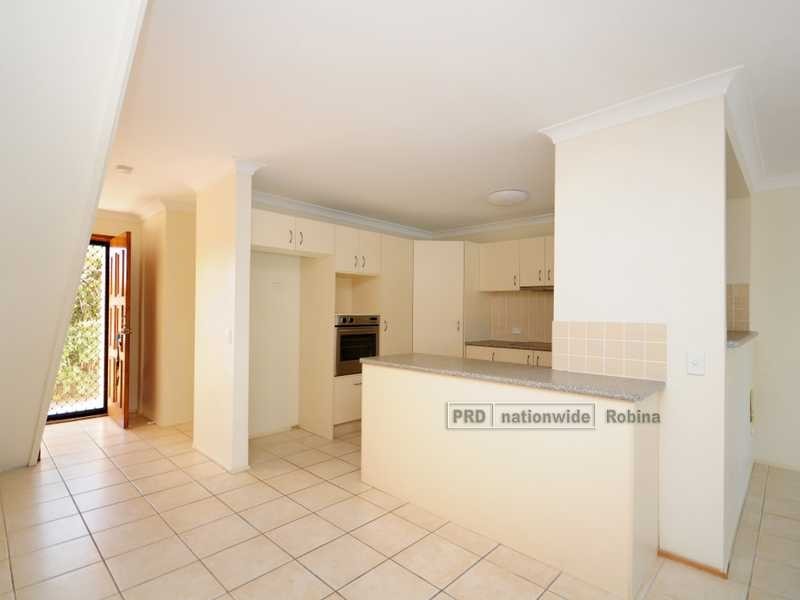 5/8 Sunbird Street, Burleigh Waters QLD 4220