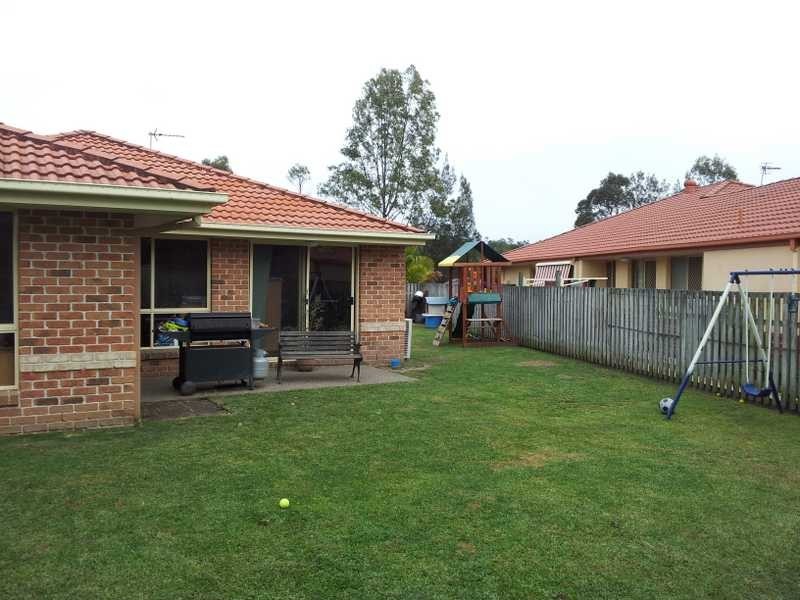 33 Springsure Drive, Mudgeeraba QLD 4213