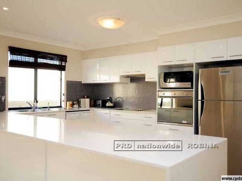 Unit 1/5 Maidenhair Place, Robina QLD 4226