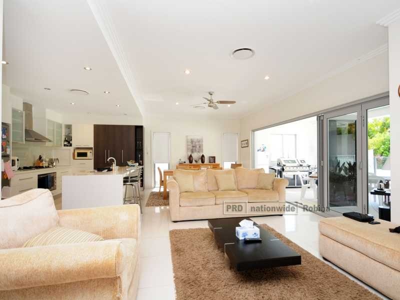 40 Great Southern Drive, Robina QLD 4226