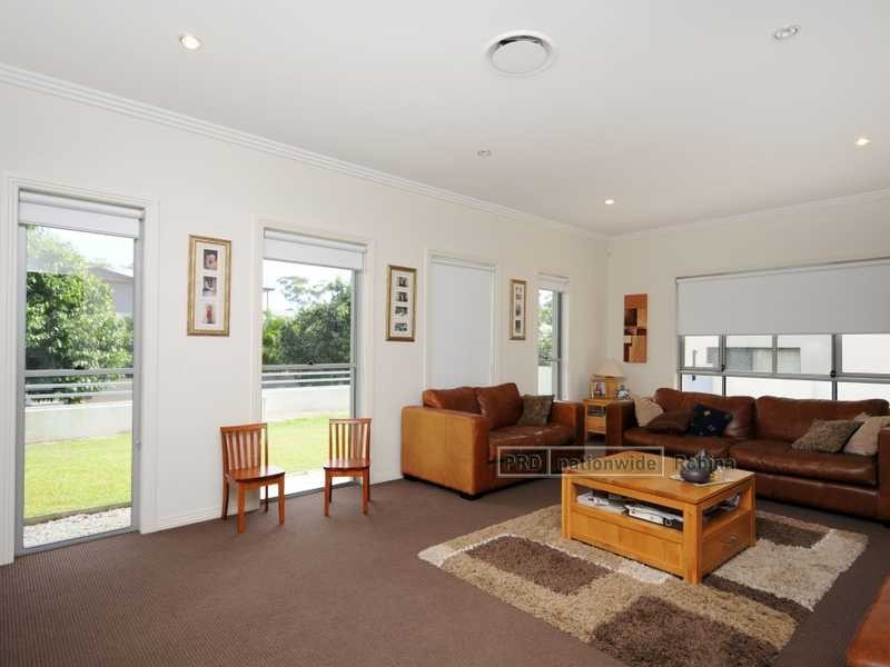 40 Great Southern Drive, Robina QLD 4226