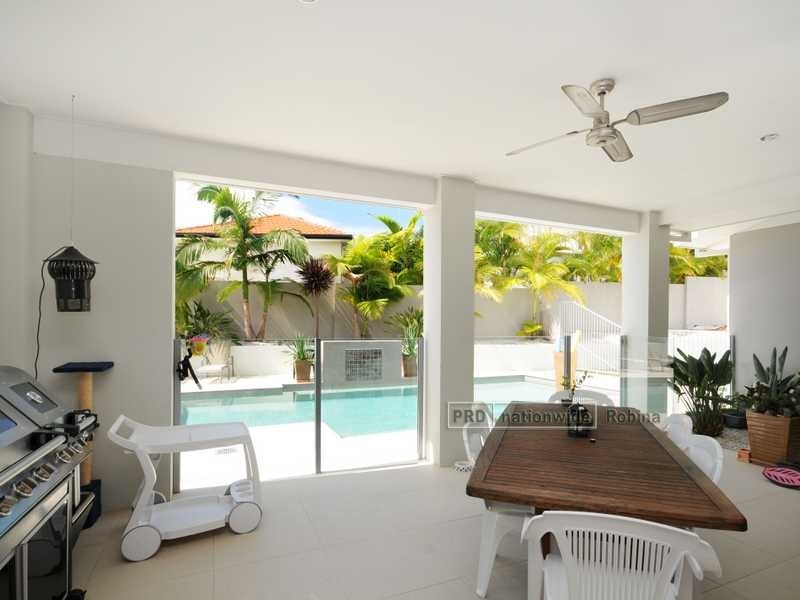 40 Great Southern Drive, Robina QLD 4226