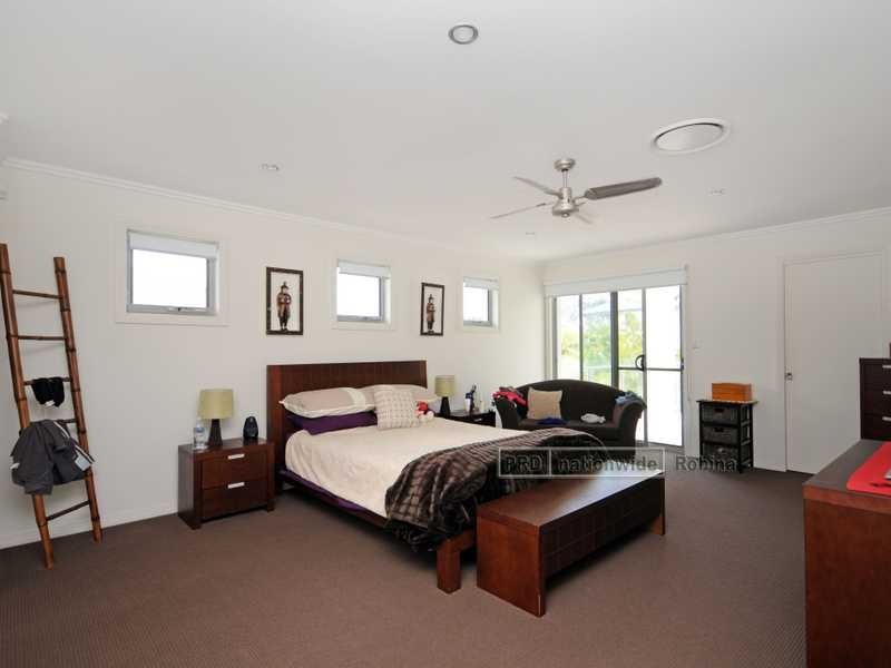 40 Great Southern Drive, Robina QLD 4226