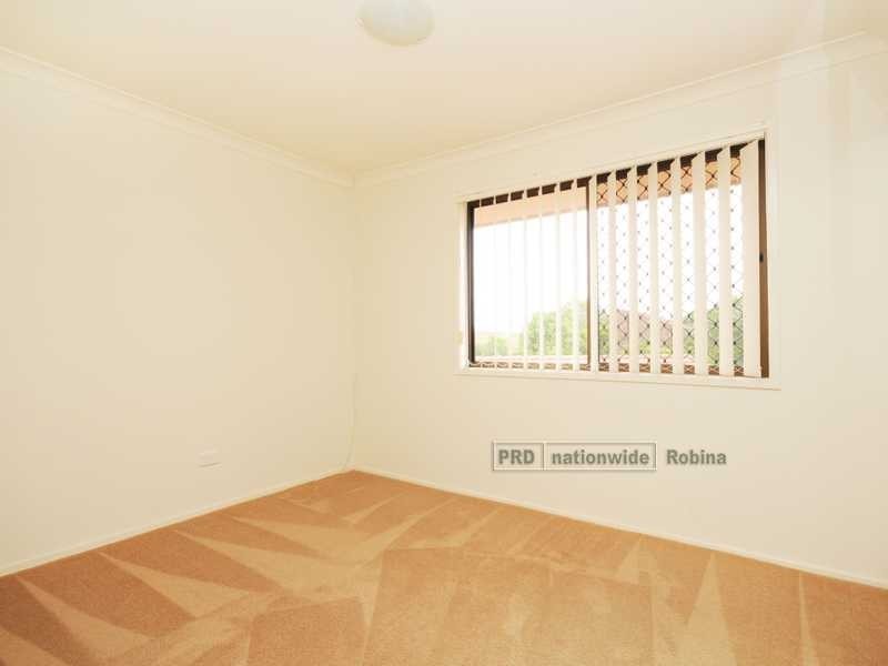 4/8 Sunbird Street, Burleigh Waters QLD 4220