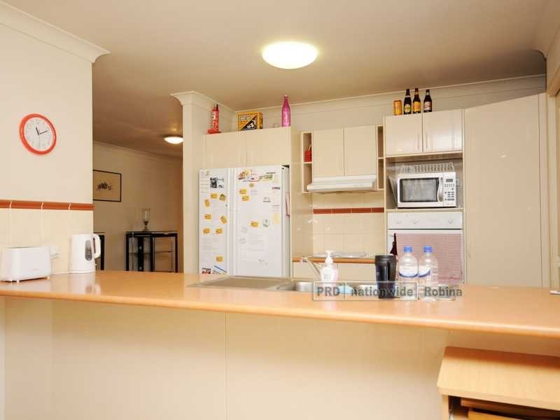 18 Swanton Drive, Mudgeeraba QLD 4213