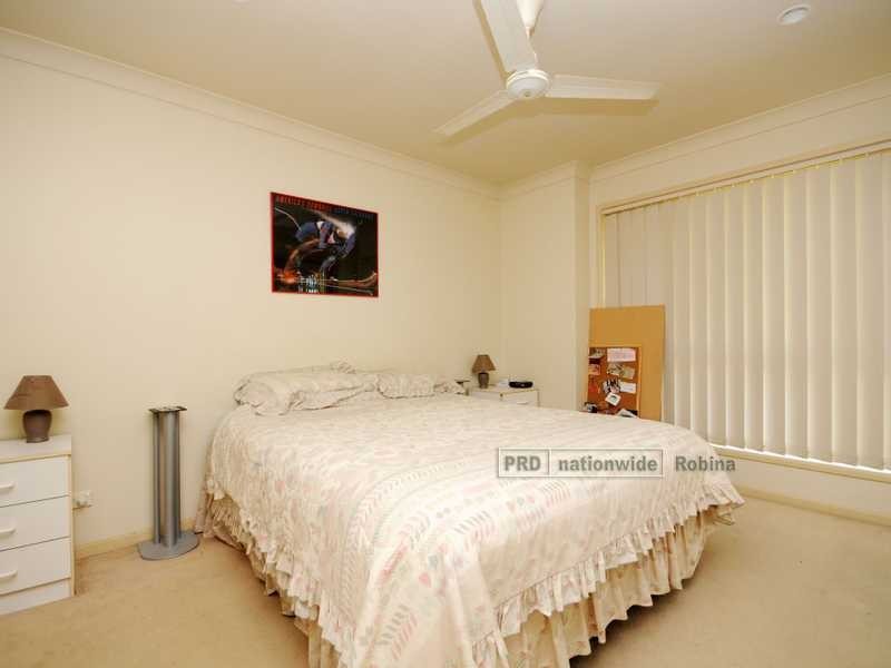 18 Swanton Drive, Mudgeeraba QLD 4213