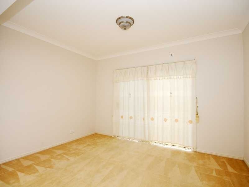 17 Ranier Crescent, Varsity Lakes QLD 4227