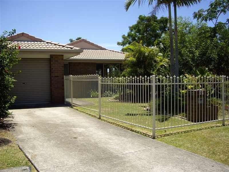 57 Southlake Drive, Varsity Lakes QLD 4227