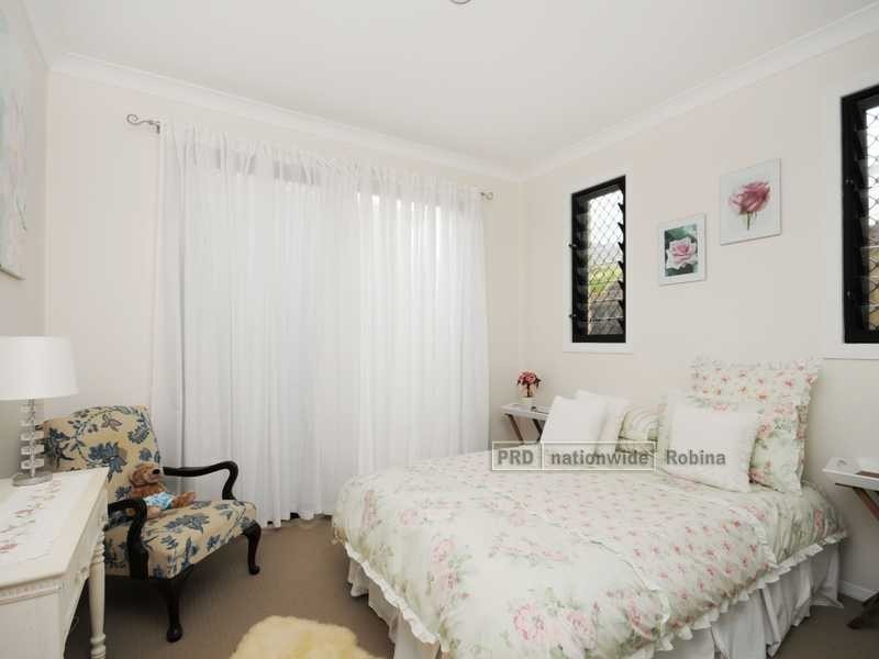 Unit 3/1 Campelles Avenue, Varsity Lakes QLD 4227