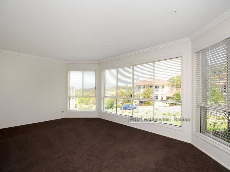 43 Langport Parade, Mudgeeraba QLD 4213