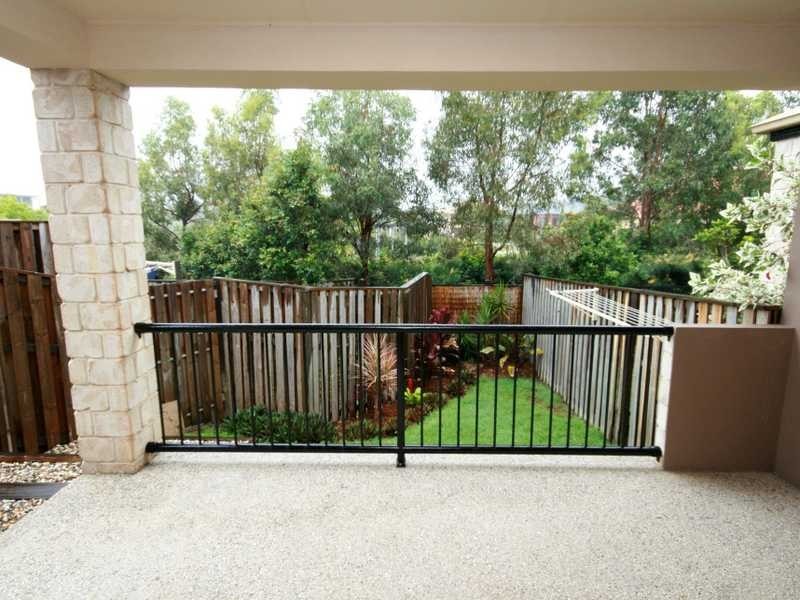 32 Majorca Crescent, Varsity Lakes QLD 4227