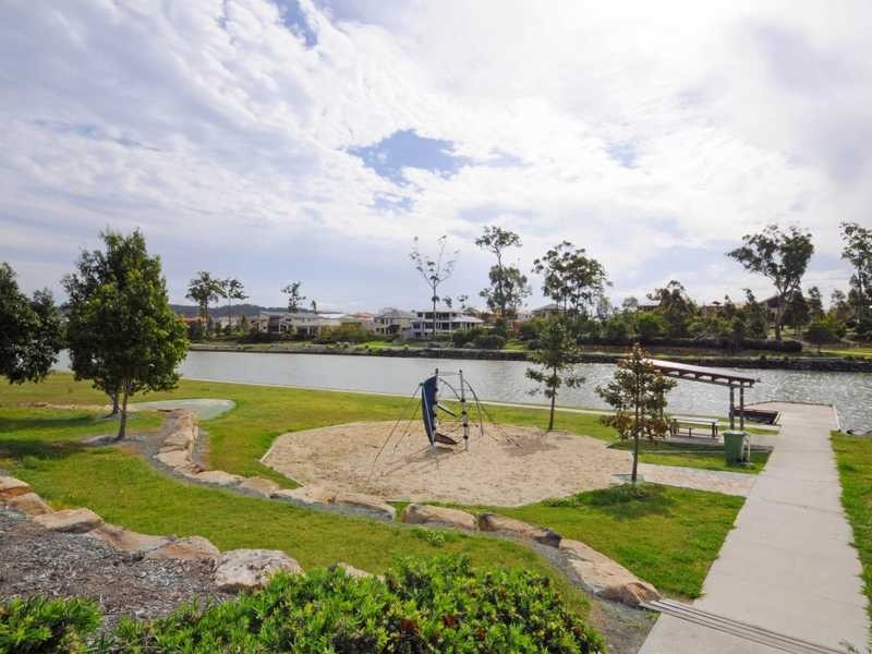 3/25 Port Peyra Cres, Varsity Lakes QLD 4227