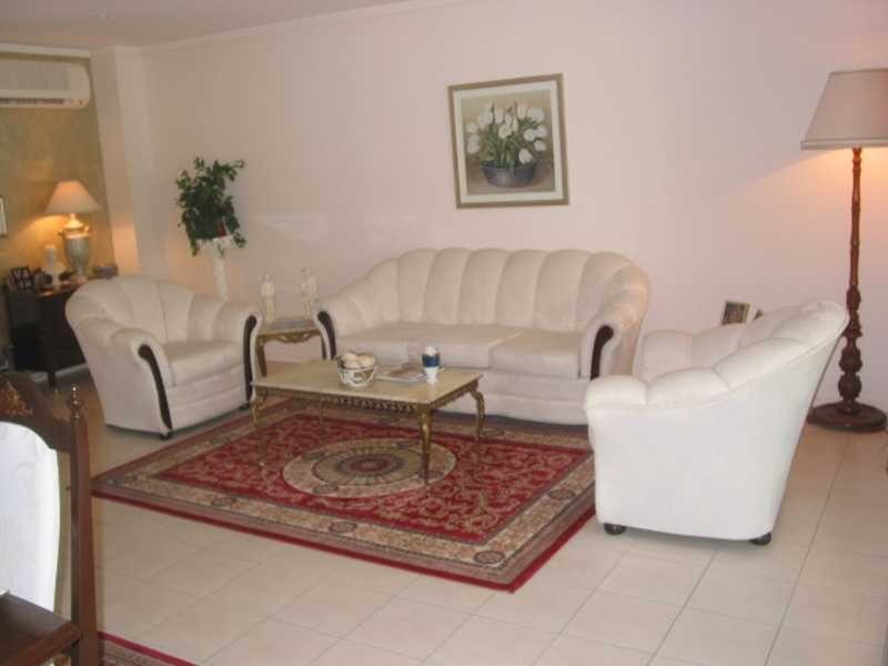 33 Riverwalk Avenue, Robina QLD 4226