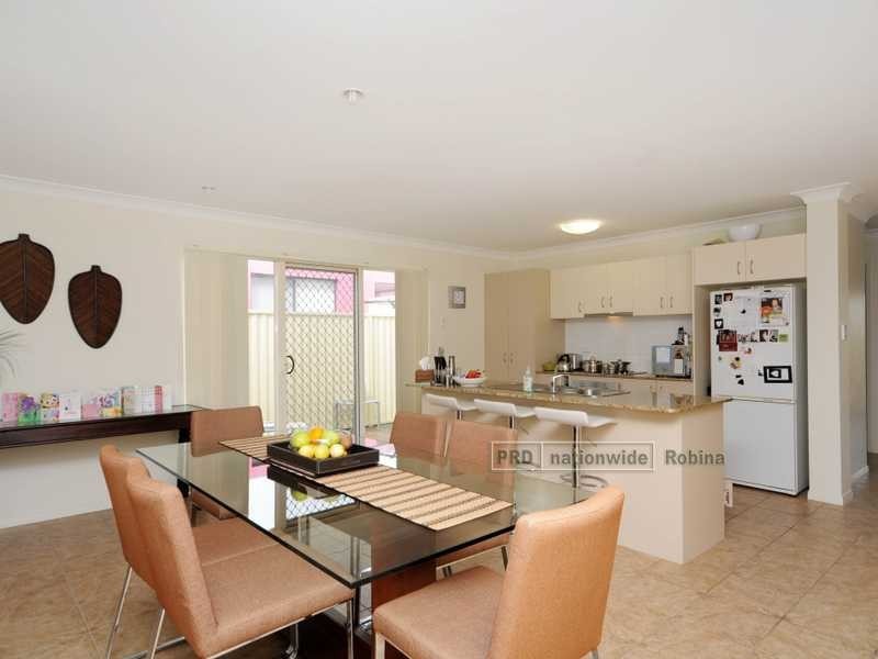 83 Tee Trees Boulevarde, Arundel QLD 4214