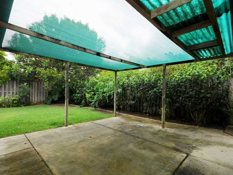 22 Pristine Court, Varsity Lakes QLD 4227