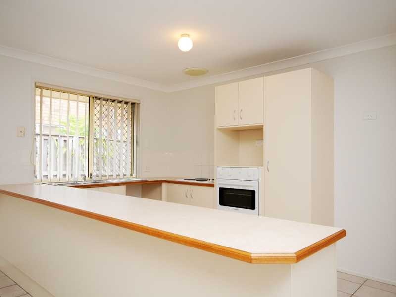 22 Pristine Court, Varsity Lakes QLD 4227