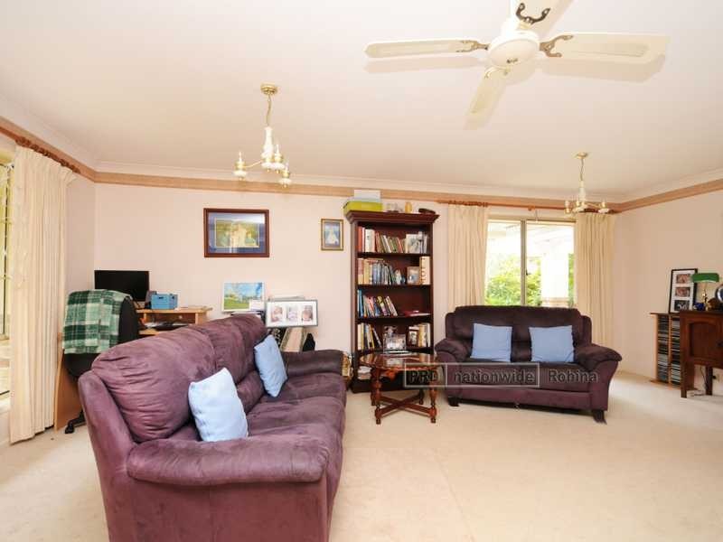 10 Shepton Crescent, Mudgeeraba QLD 4213