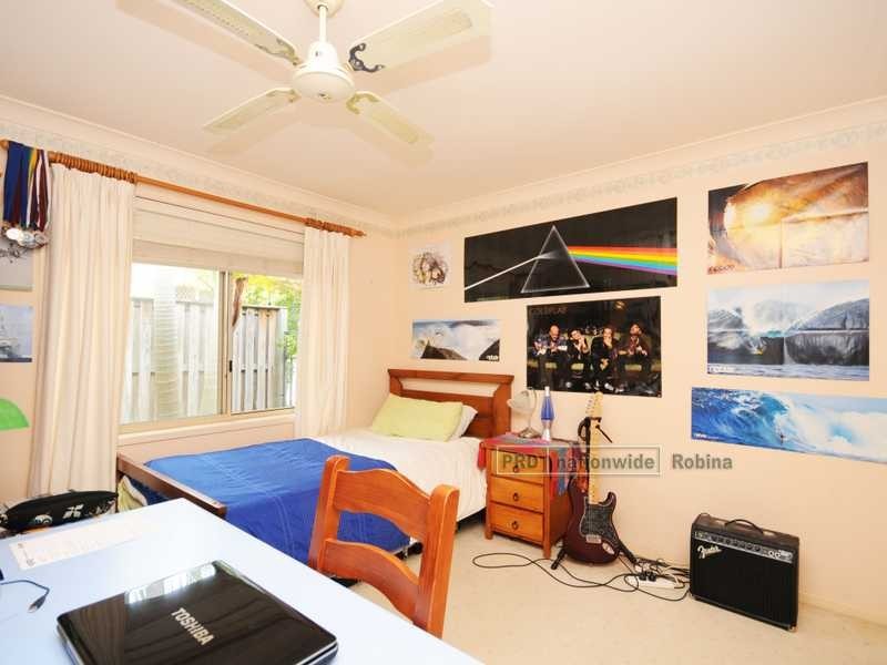 10 Shepton Crescent, Mudgeeraba QLD 4213